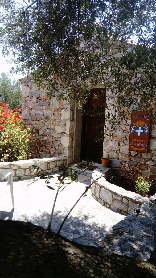شقة Charouda Stone Tower Pírgos Dhiroú المظهر الخارجي الصورة