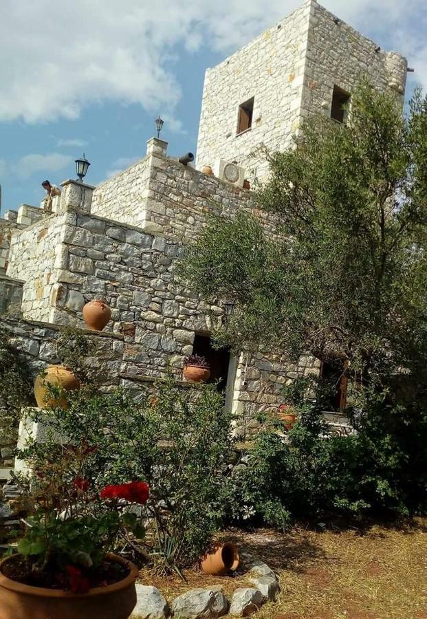 شقة Charouda Stone Tower Pírgos Dhiroú المظهر الخارجي الصورة